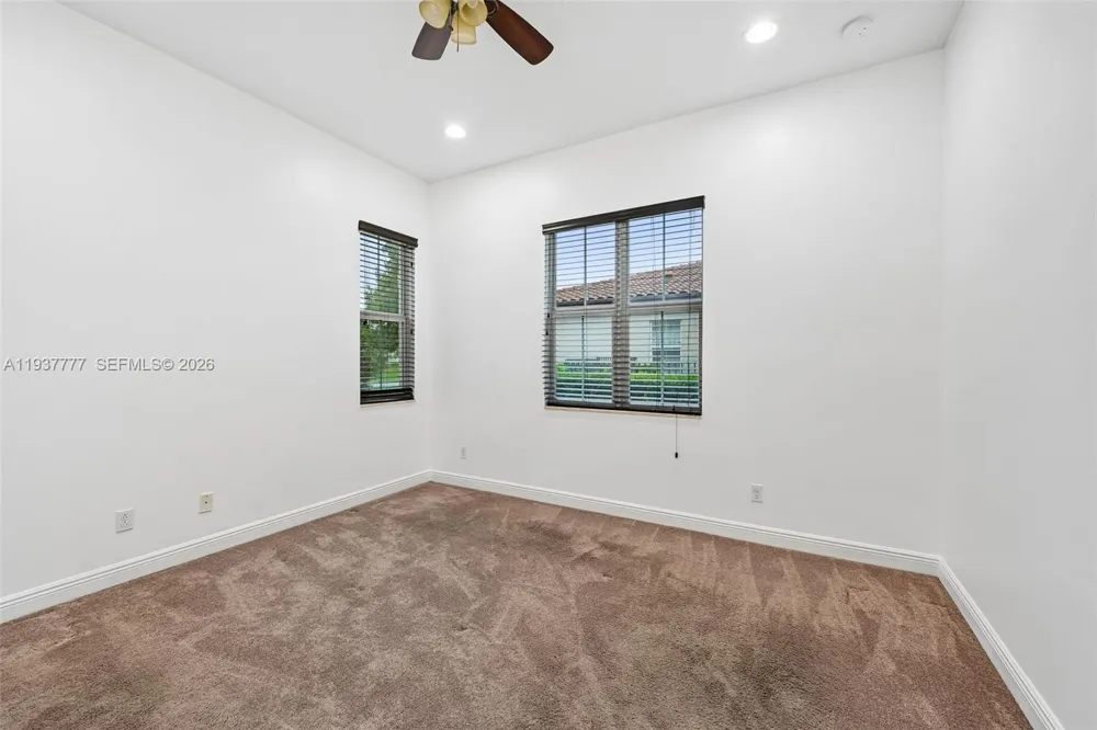 6432 SW 55th Pl Davie, FL 33314