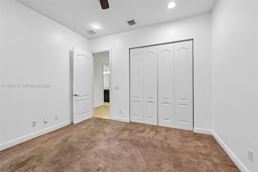 6432 SW 55th Pl Davie, FL 33314