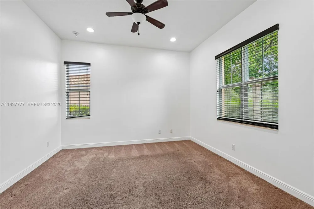 6432 SW 55th Pl Davie, FL 33314