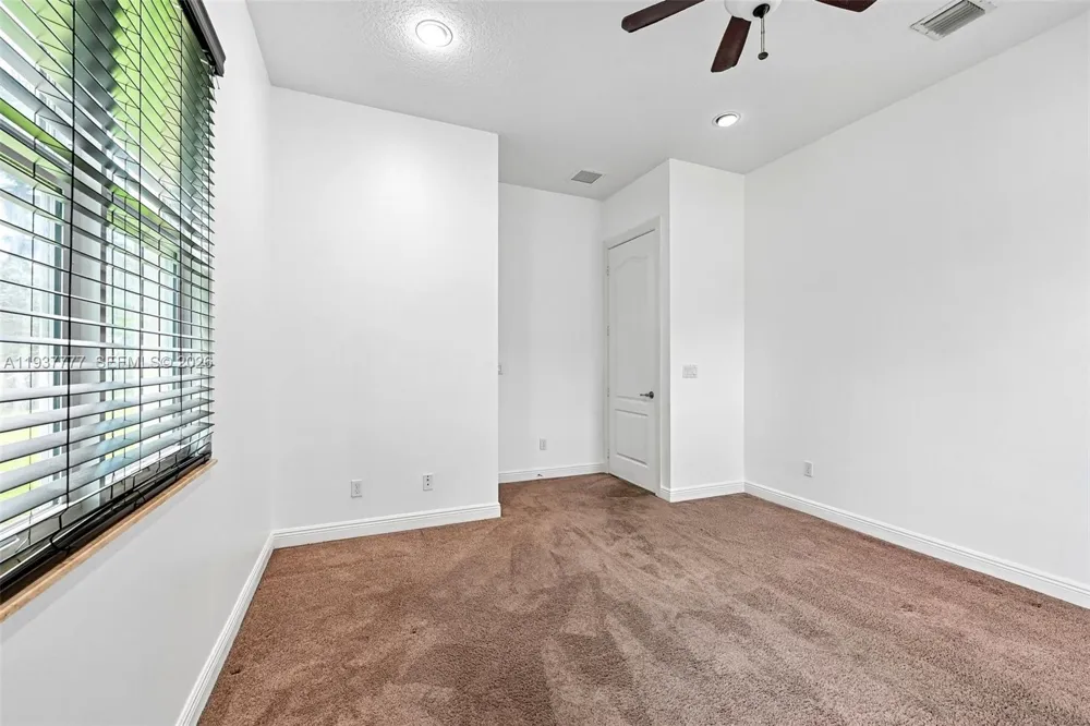 6432 SW 55th Pl Davie, FL 33314