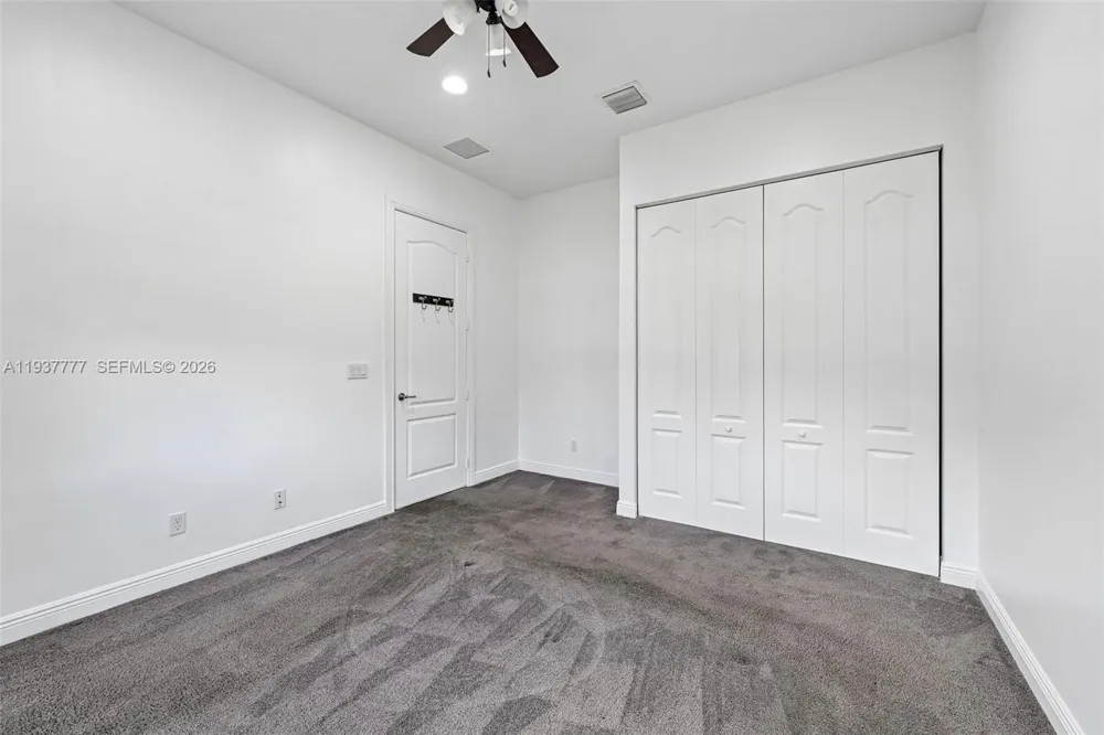 6432 SW 55th Pl Davie, FL 33314