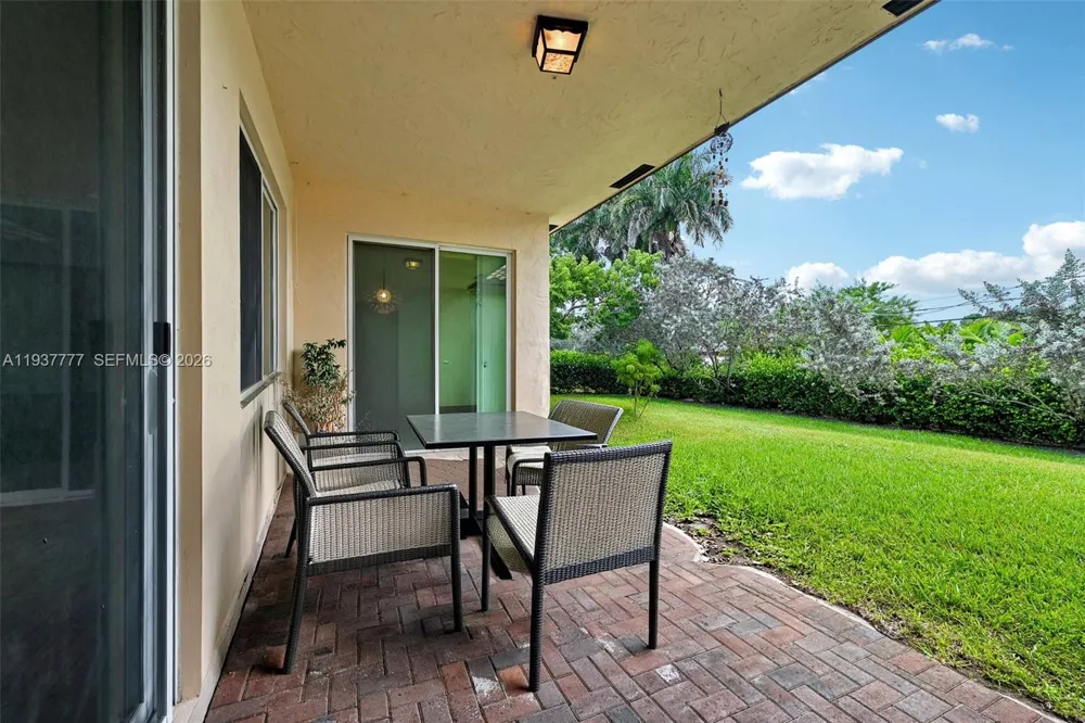 6432 SW 55th Pl Davie, FL 33314