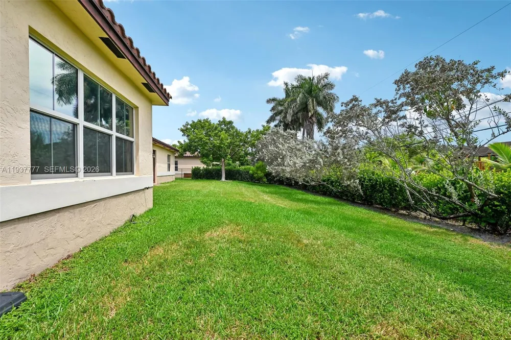 6432 SW 55th Pl Davie, FL 33314