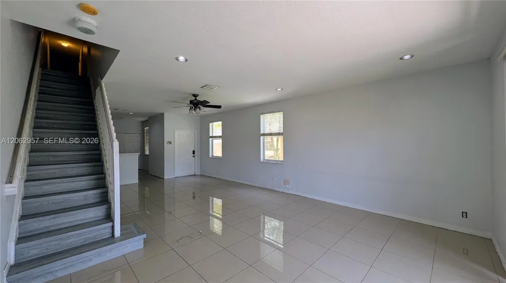 2231 Cordoba Bnd Weston, FL 33327