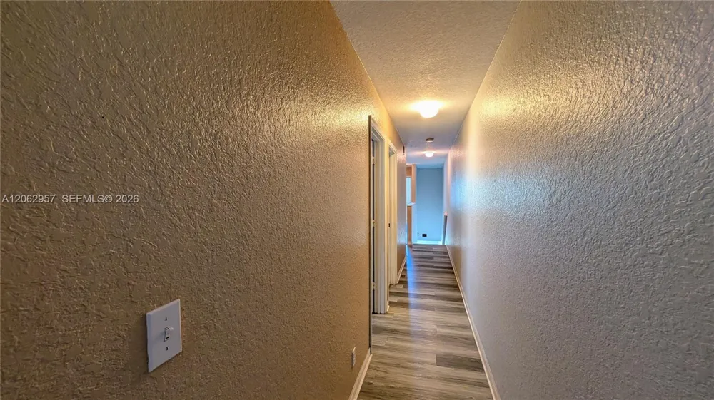 2231 Cordoba Bnd Weston, FL 33327