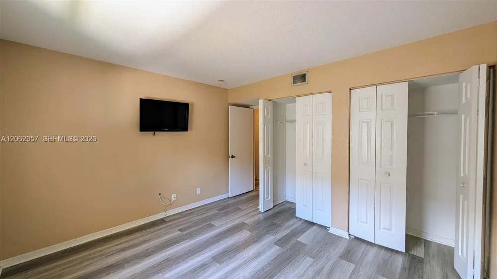 2231 Cordoba Bnd Weston, FL 33327