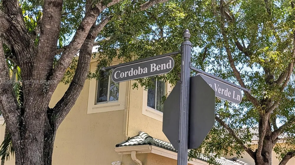 2231 Cordoba Bnd Weston, FL 33327