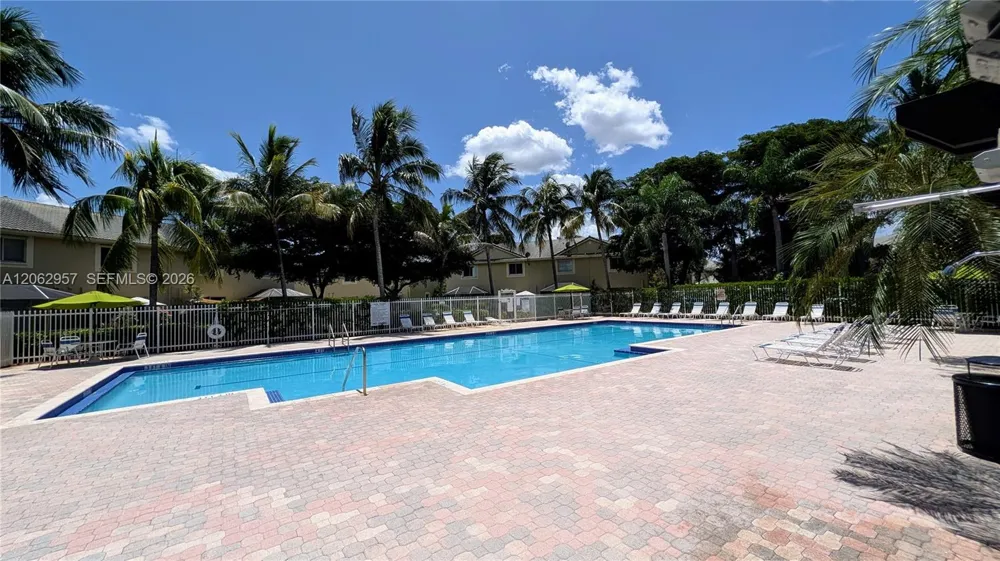 2231 Cordoba Bnd Weston, FL 33327