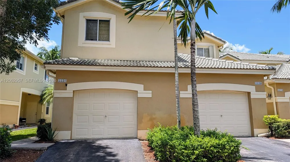 2231 Cordoba Bnd Weston, FL 33327