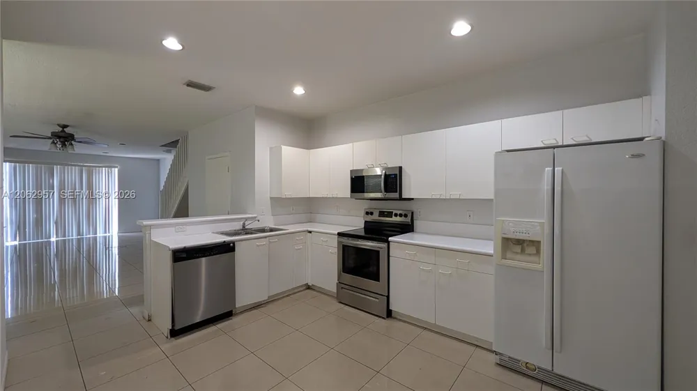 2231 Cordoba Bnd Weston, FL 33327