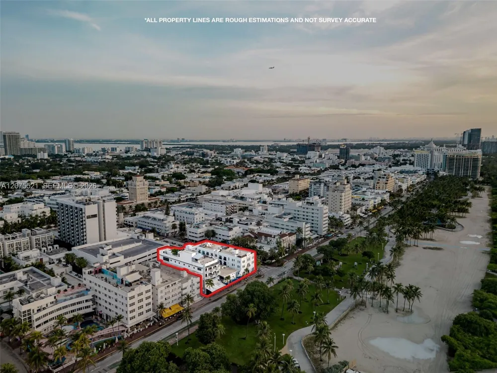 1060 Ocean Dr #D204 Miami Beach, FL 33139
