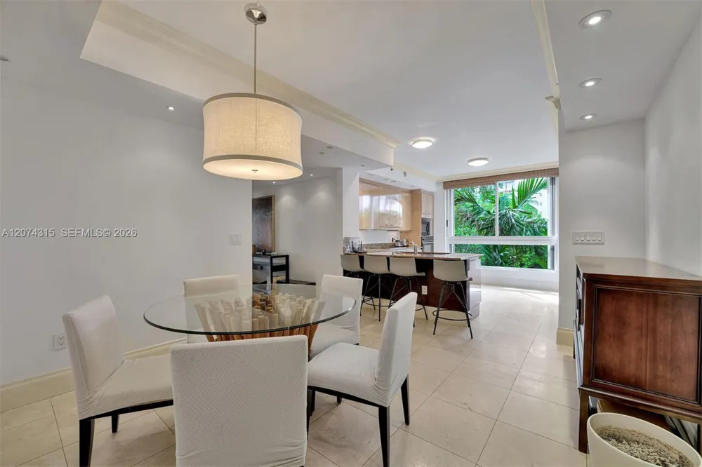 791 Crandon Blvd #301 Key Biscayne, FL 33149