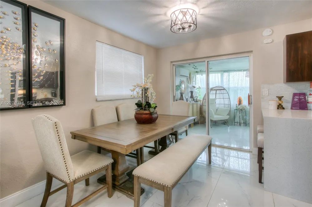 7331 Johnson St Hollywood, FL 33024