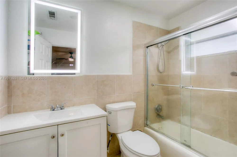 7331 Johnson St Hollywood, FL 33024