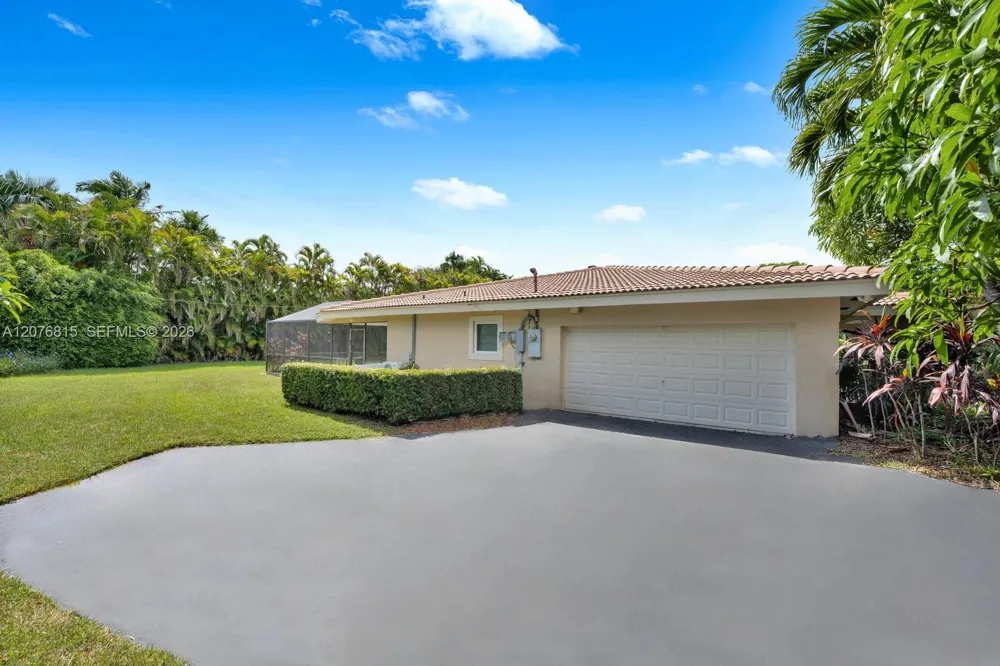 11805 SW 62nd Ave Pinecrest, FL 33156