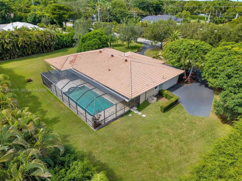 11805 SW 62nd Ave Pinecrest, FL 33156