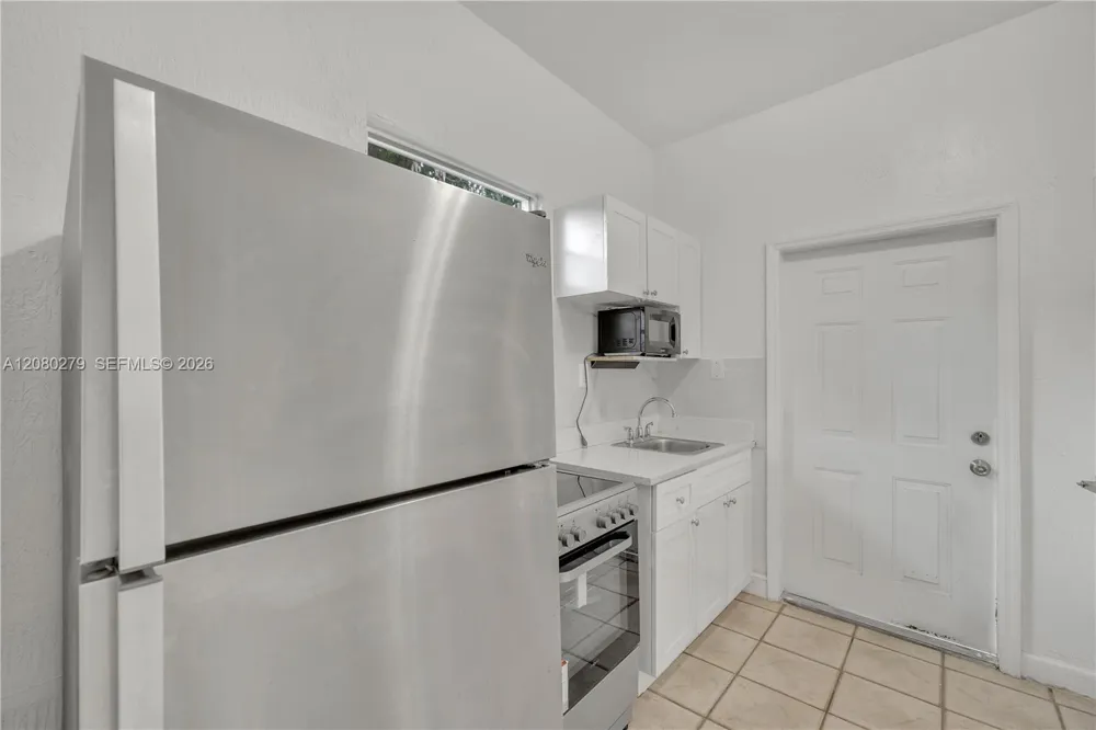 536 NW 25th Ave #C Miami, FL 33125