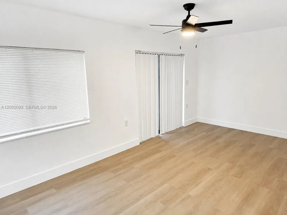 2486 NW 73rd Ave Sunrise, FL 33313