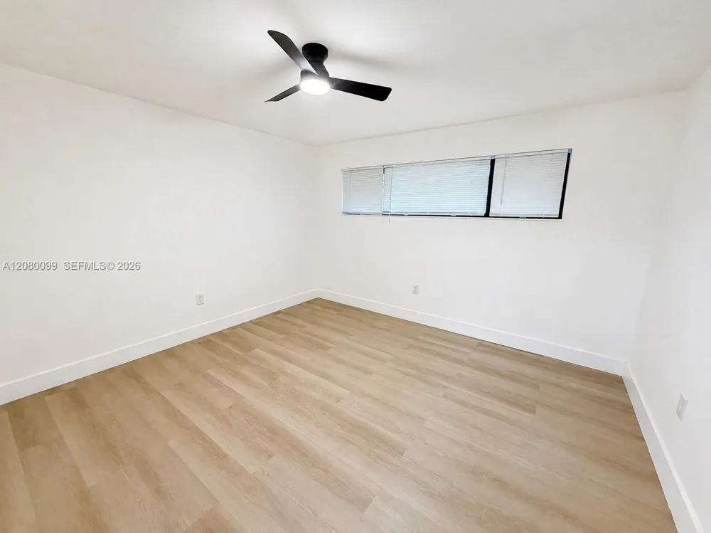 2486 NW 73rd Ave Sunrise, FL 33313