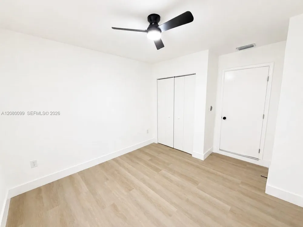 2486 NW 73rd Ave Sunrise, FL 33313