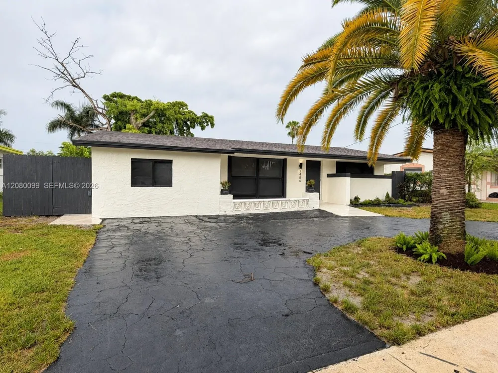 2486 NW 73rd Ave Sunrise, FL 33313