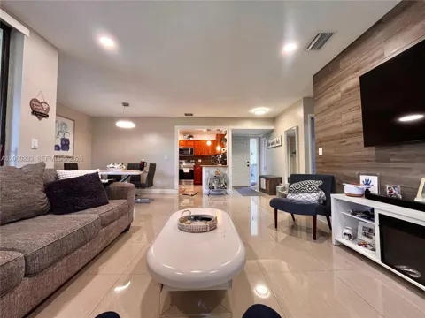 4511 S Carambola Cir S #27300