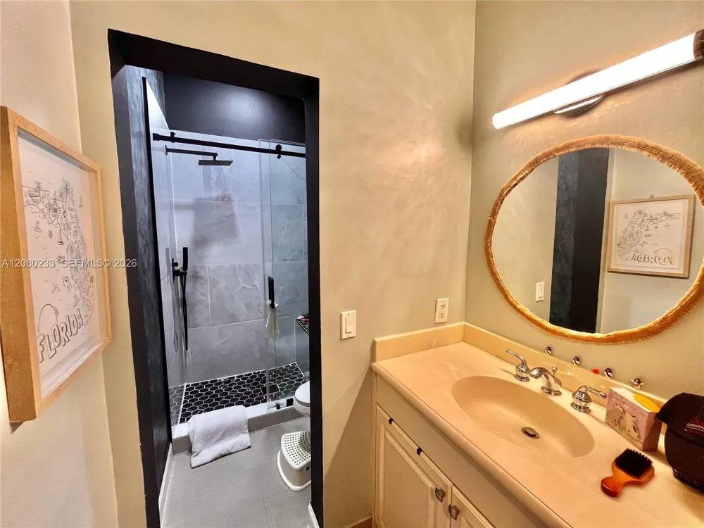 4511 S Carambola Cir S #27300 Coconut Creek, FL 33066