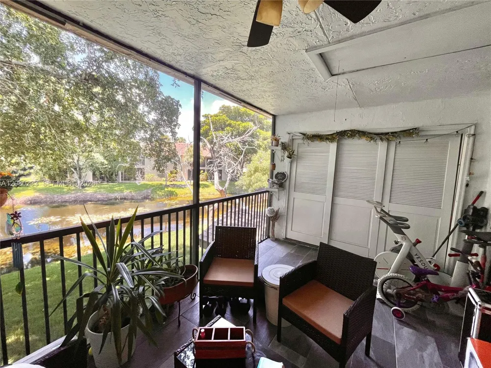 4511 S Carambola Cir S #27300 Coconut Creek, FL 33066