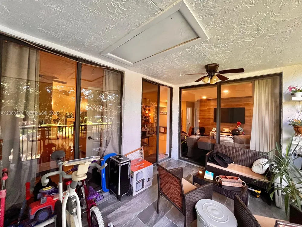 4511 S Carambola Cir S #27300 Coconut Creek, FL 33066