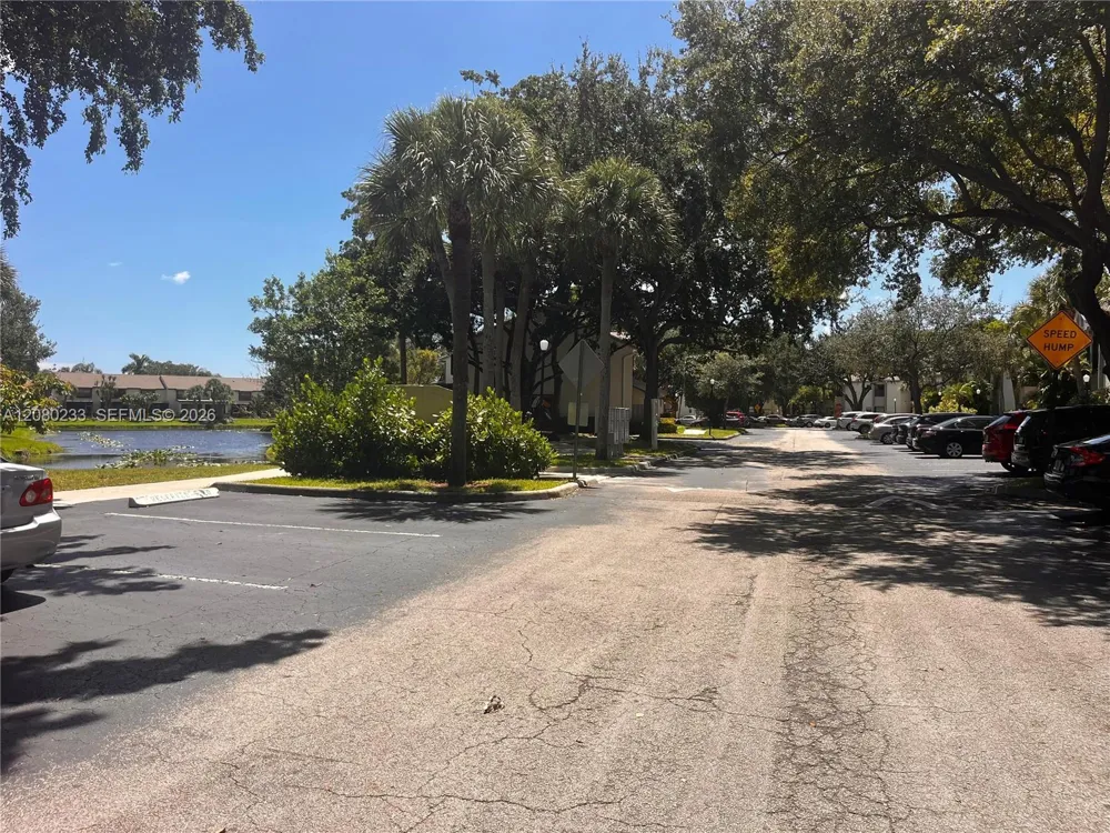 4511 S Carambola Cir S #27300 Coconut Creek, FL 33066