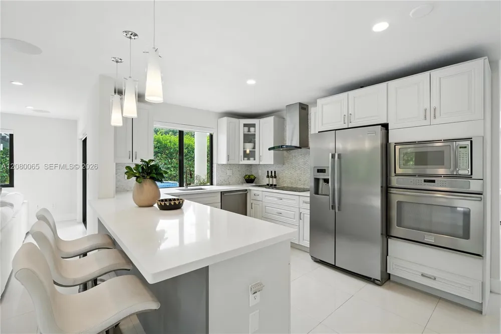 17815 SW 83rd Ct Palmetto Bay, FL 33157