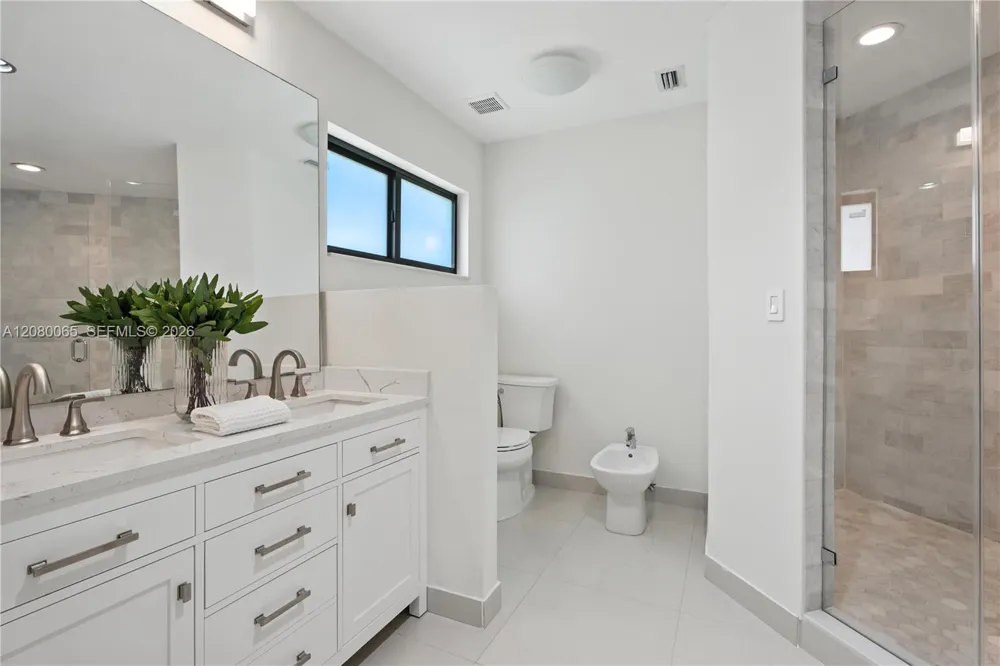 17815 SW 83rd Ct Palmetto Bay, FL 33157