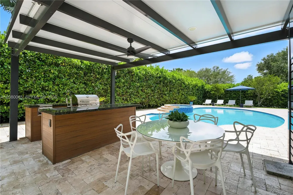 17815 SW 83rd Ct Palmetto Bay, FL 33157