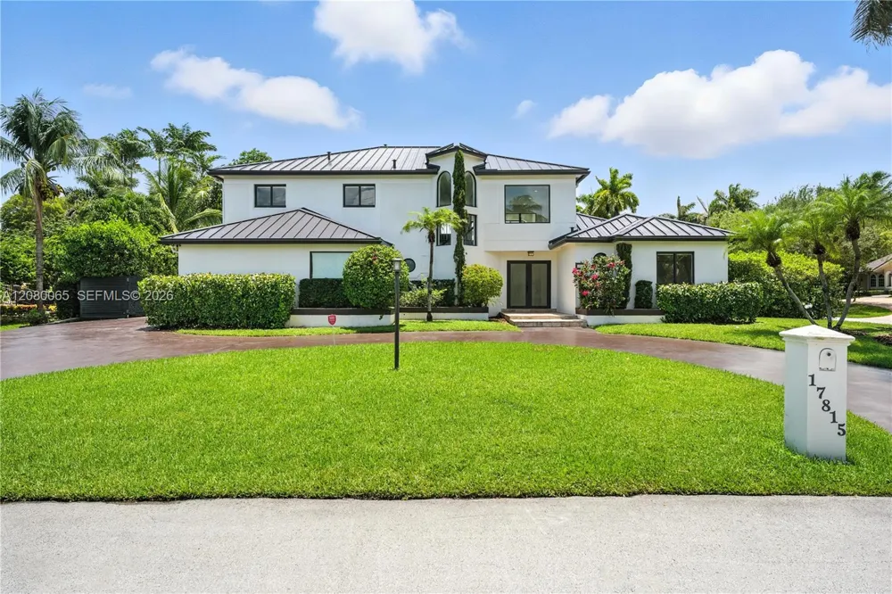 17815 SW 83rd Ct Palmetto Bay, FL 33157
