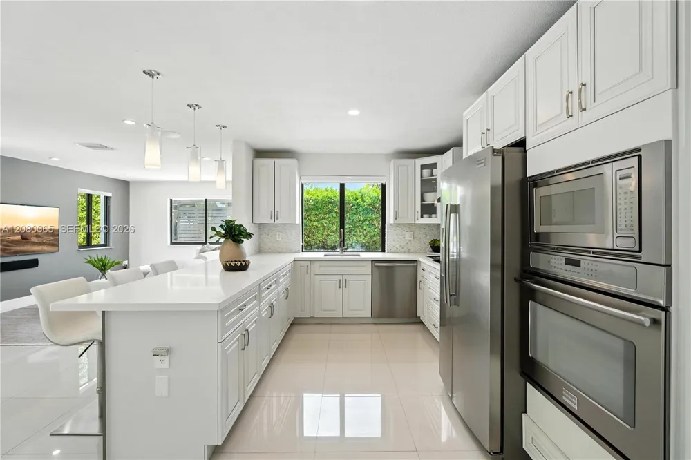 17815 SW 83rd Ct Palmetto Bay, FL 33157