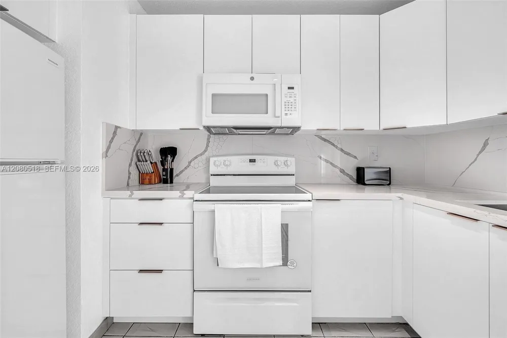 199 SW 12th Ave #313E Miami, FL 33130