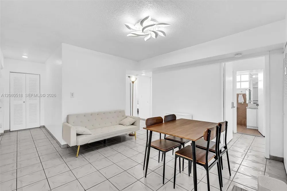 199 SW 12th Ave #313E Miami, FL 33130