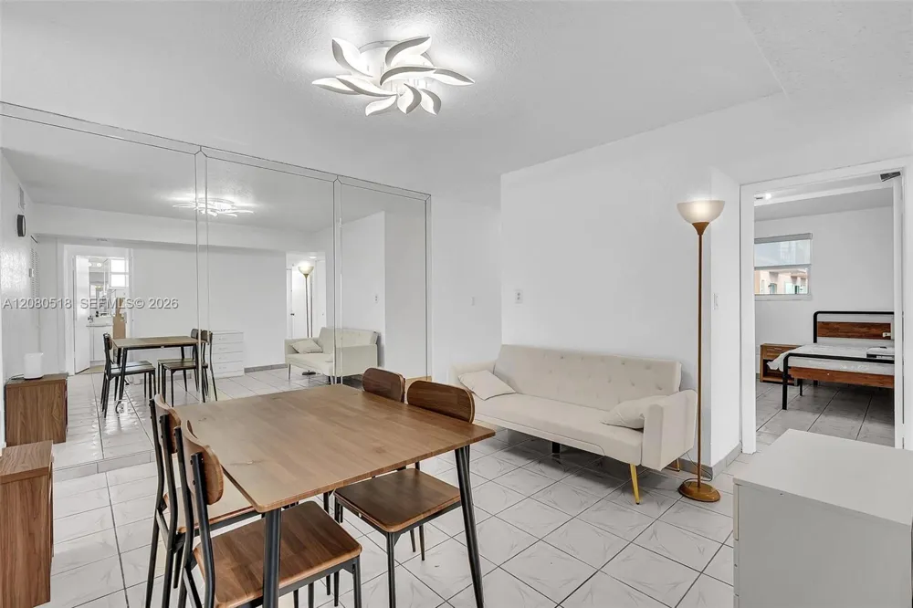 199 SW 12th Ave #313E Miami, FL 33130