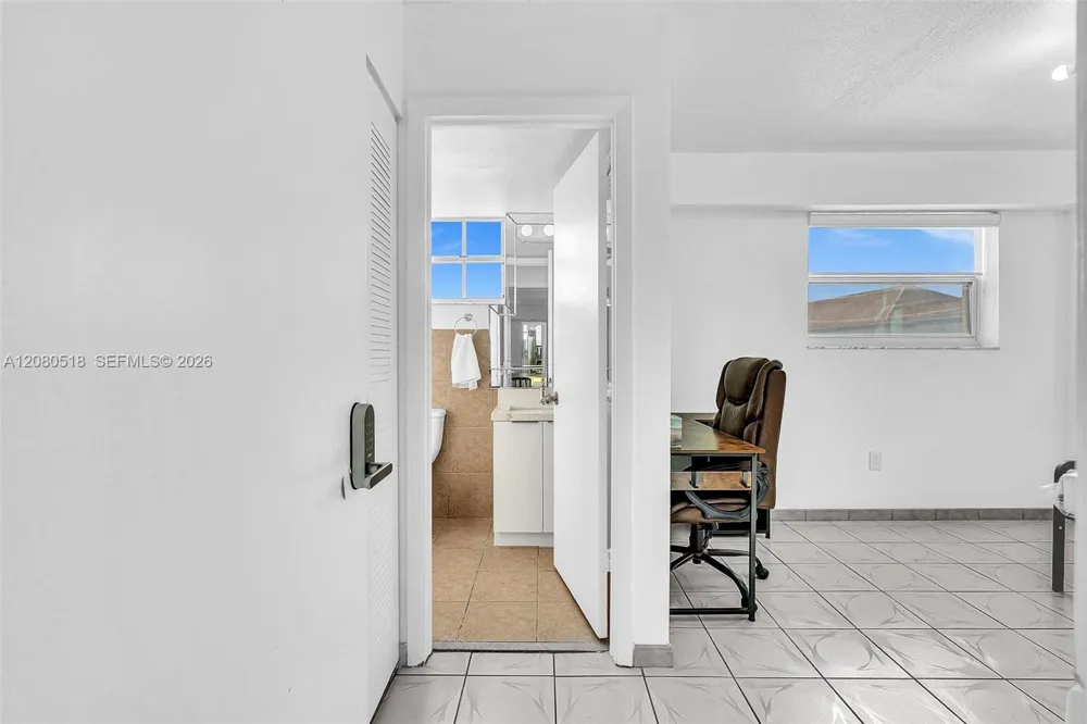 199 SW 12th Ave #313E Miami, FL 33130