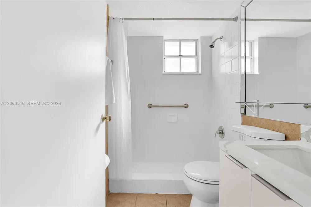 199 SW 12th Ave #313E Miami, FL 33130