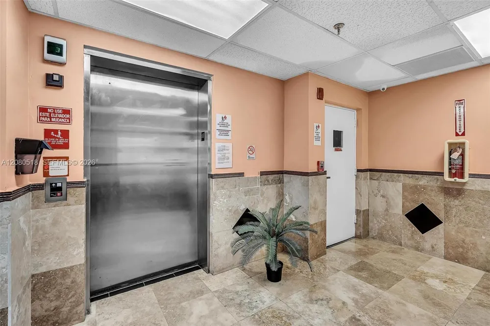 199 SW 12th Ave #313E Miami, FL 33130