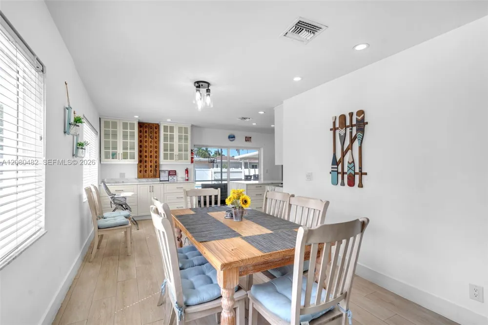 821 Harrison St #821 Hollywood, FL 33019