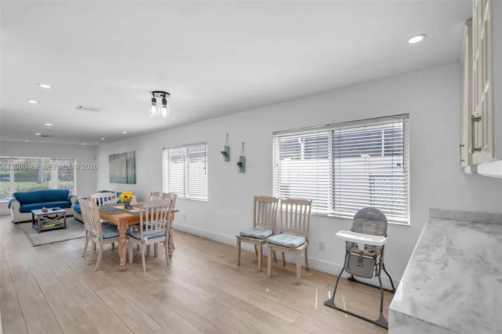 821 Harrison St #821 Hollywood, FL 33019