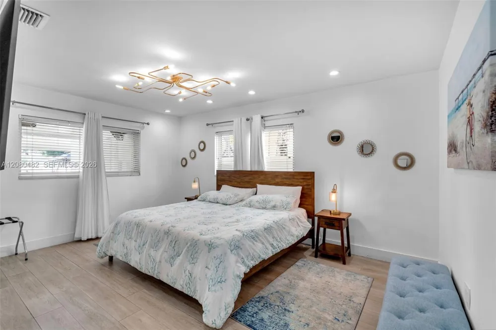 821 Harrison St #821 Hollywood, FL 33019