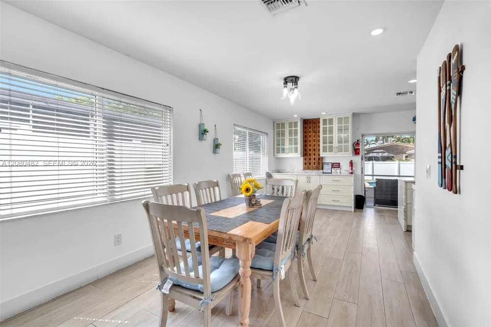 821 Harrison St #821 Hollywood, FL 33019