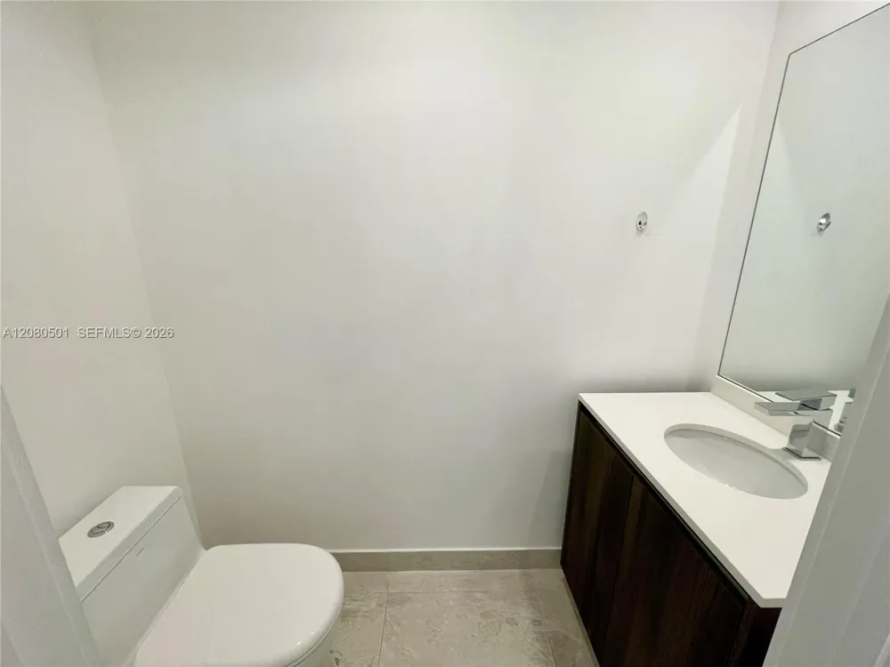 488 NE 18th St #2204 Miami, FL 33132