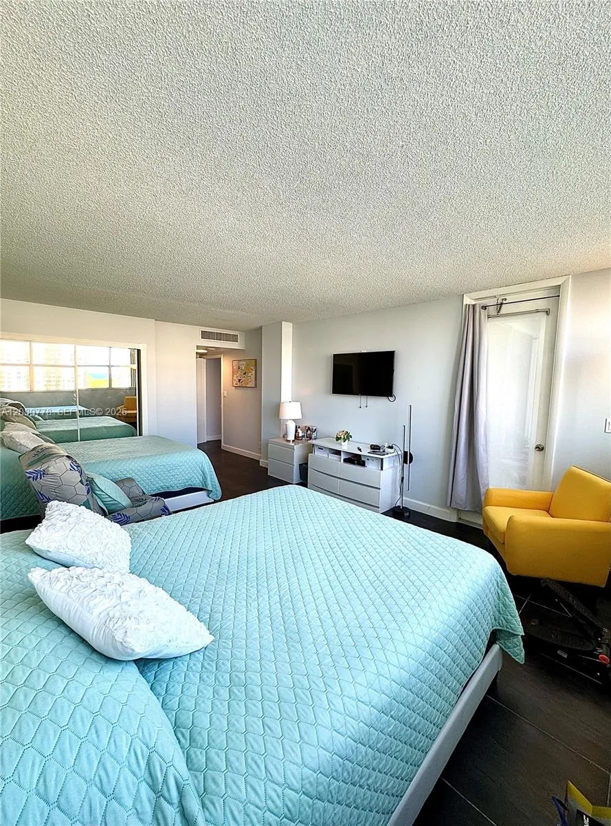 100 Golden Isles Dr #806 Hallandale Beach, FL 33009