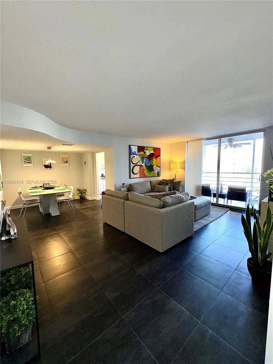 100 Golden Isles Dr #806 Hallandale Beach, FL 33009