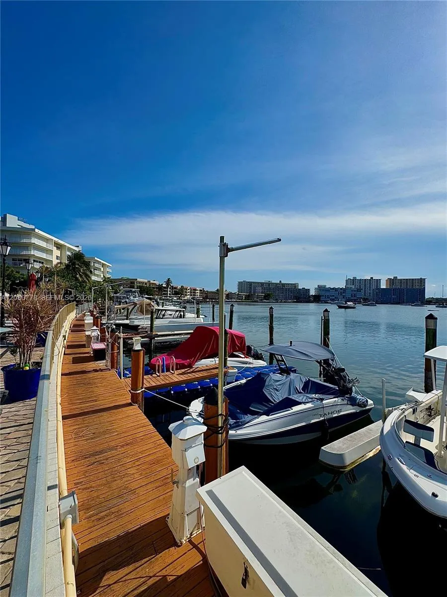 100 Golden Isles Dr #806 Hallandale Beach, FL 33009