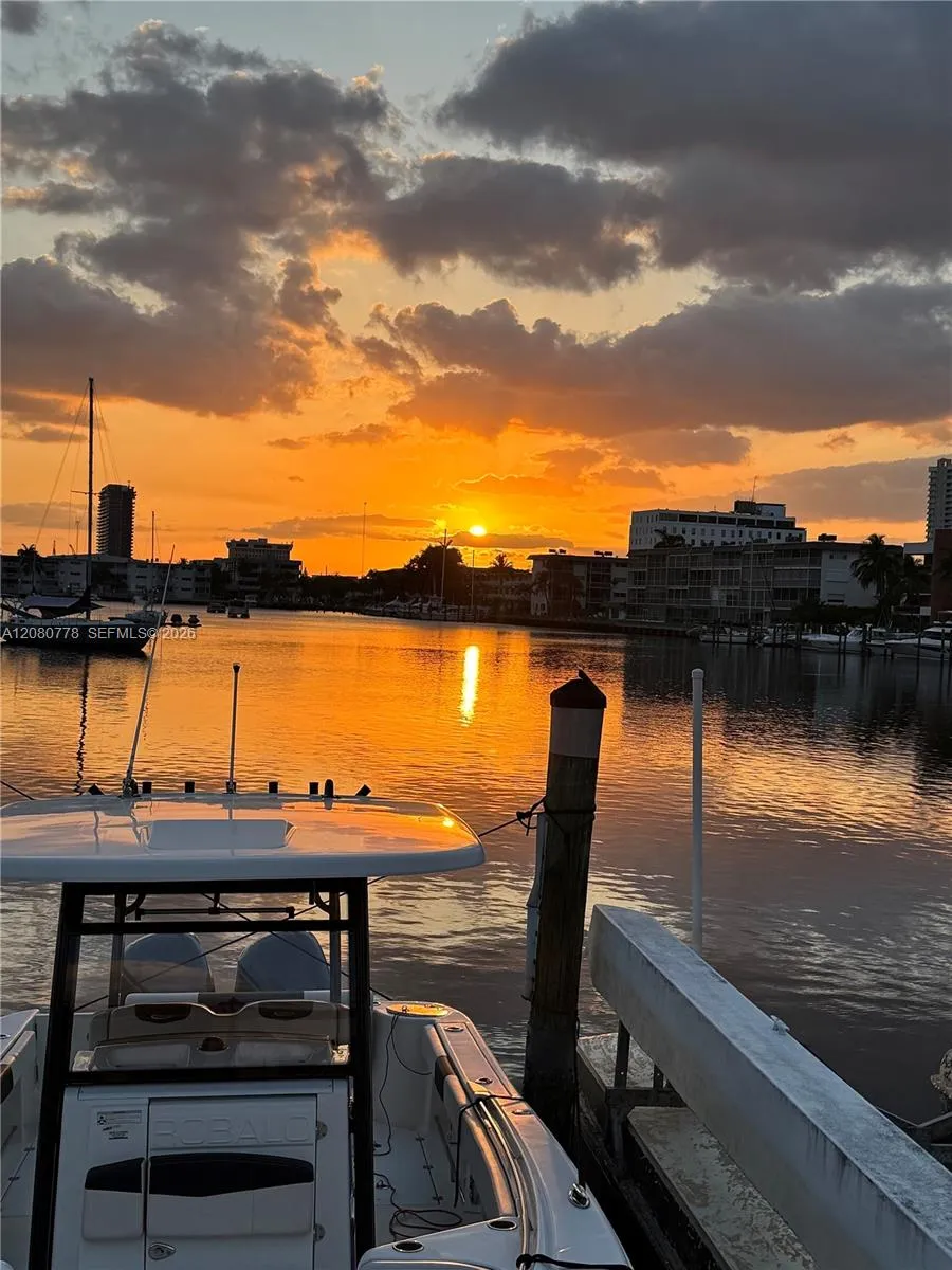 100 Golden Isles Dr #806 Hallandale Beach, FL 33009